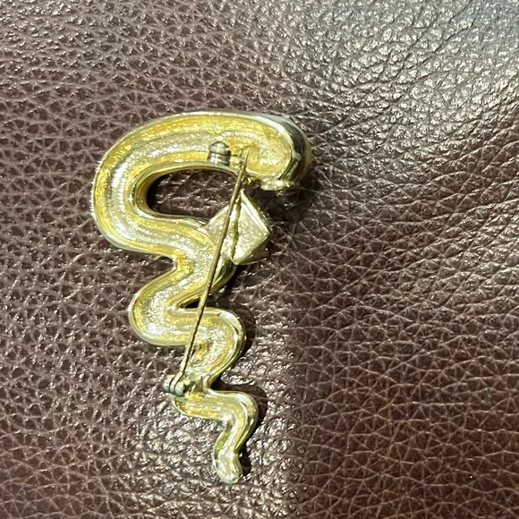 Brooch - Picture 2 of 3